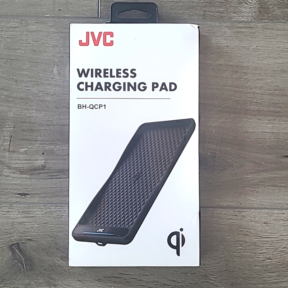 JVC Wireless Charging Pad, new in box